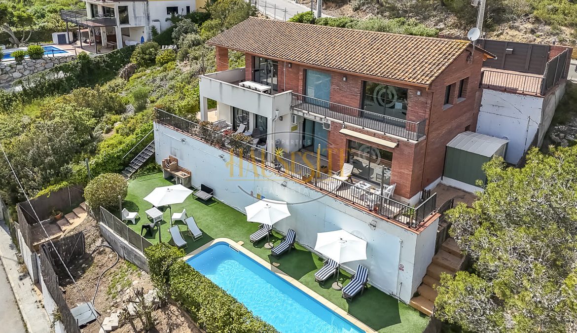 Casa unifamiliar en venta en Las Colinas Olivella.